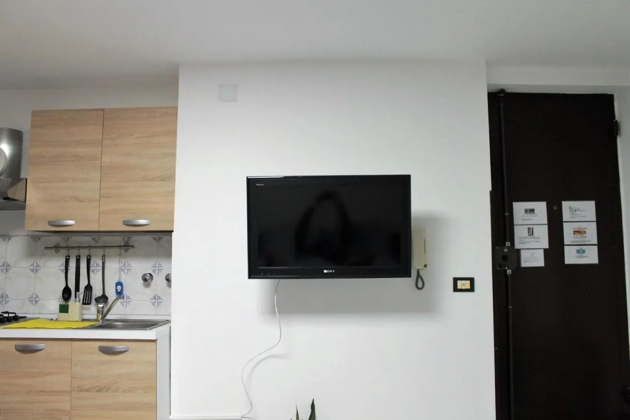 Albergaira Holiday House - Casa Vacanze Palermo Apartment