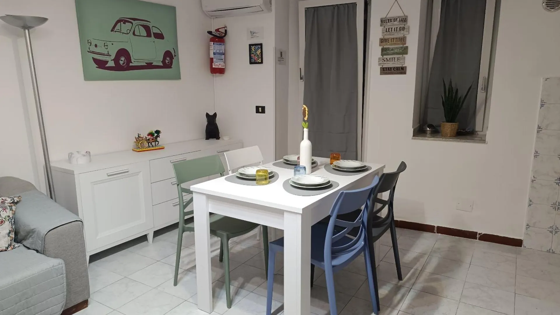 Albergaira Holiday House - Casa Vacanze Palermo Italy