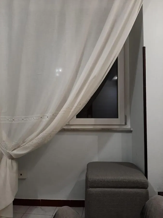 Apartment Albergaira Holiday House - Casa Vacanze Palermo Italy