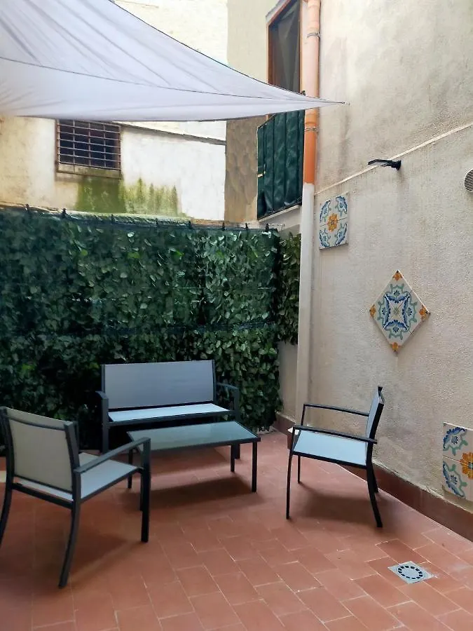 Apartment Albergaira Holiday House - Casa Vacanze Palermo