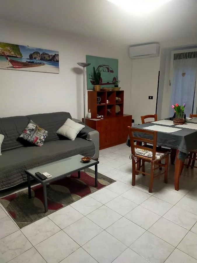 Albergaira Holiday House - Casa Vacanze Palermo 0*,